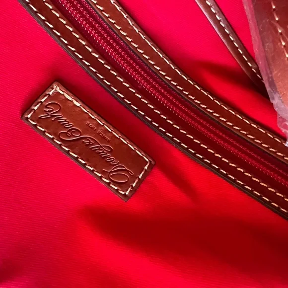 NWOT Dooney & Bourke Black pebble Leather Celeste Satchel with Gold Hardware - Picture 8 of 10